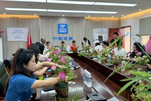 弗格谈近期状态不佳：我会继续努力训练去调整 去提高自己的状态